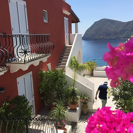 Casa Vacanze Vista Mare Mela B Lipari  Luaran gambar