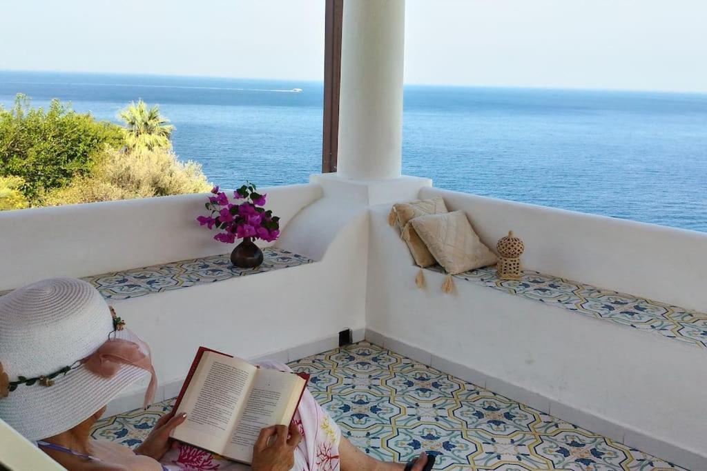 Casa Vacanze Vista Mare Mela B Lipari  Luaran gambar