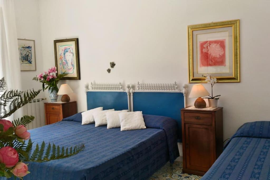 Casa Vacanze Vista Mare Mela B Lipari  Luaran gambar