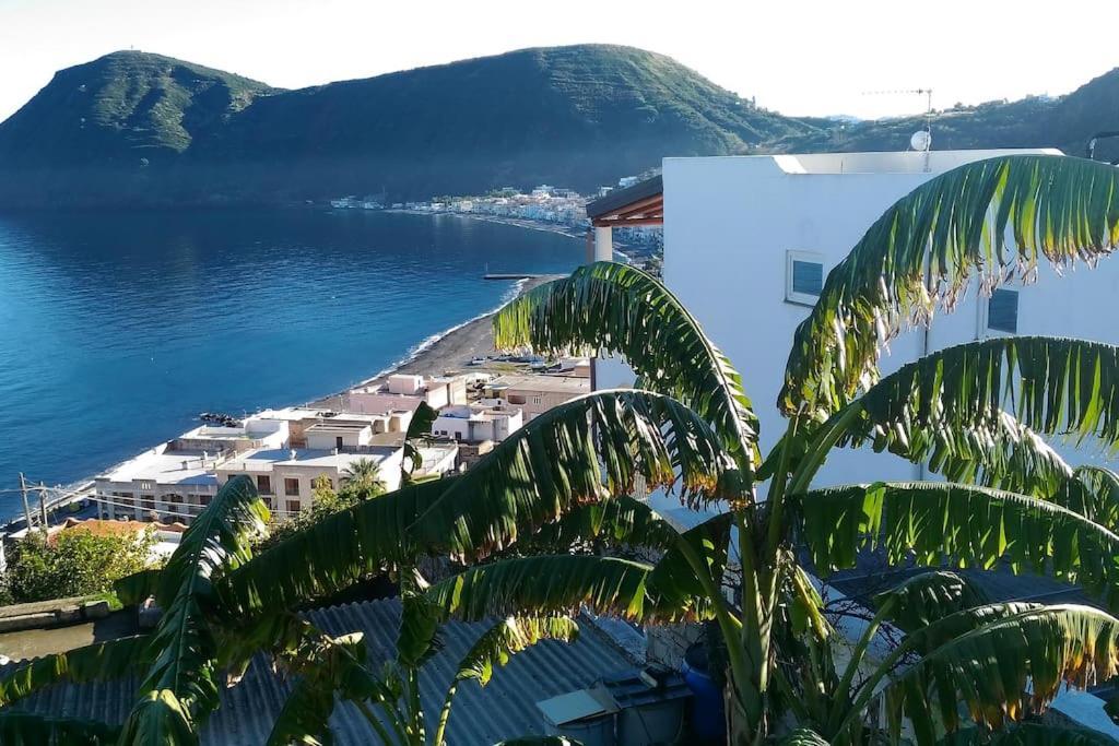 Casa Vacanze Vista Mare Mela B Lipari  Luaran gambar