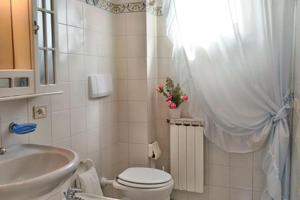 Casa Vacanze Vista Mare Mela B Lipari  Luaran gambar